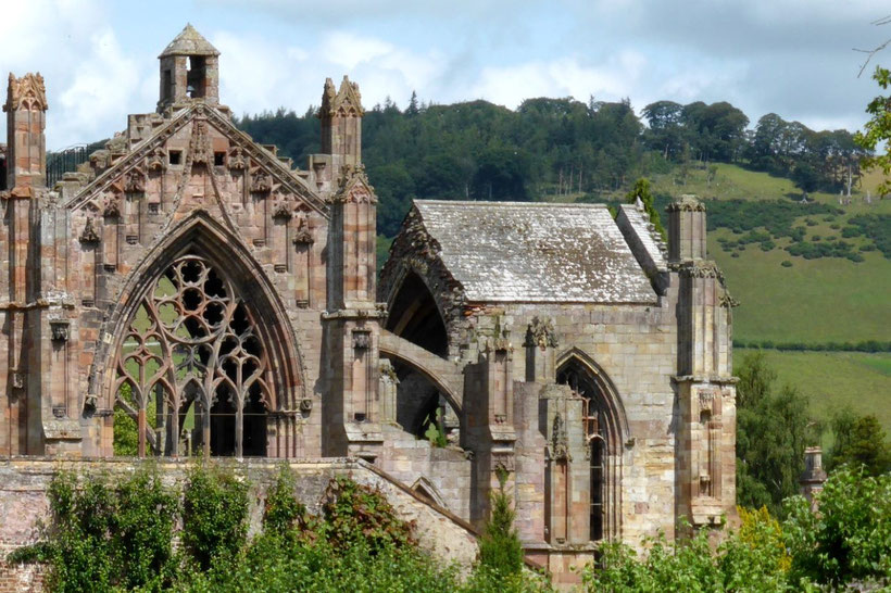 Melrose Abbey with the ridge behind