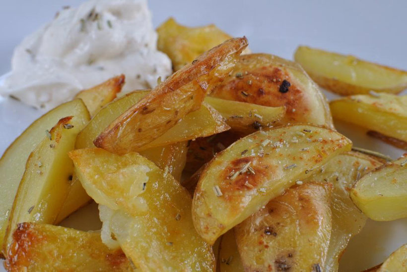 Kartoffelschnitze aus dem Ofen schnell und einfach selbst machen
