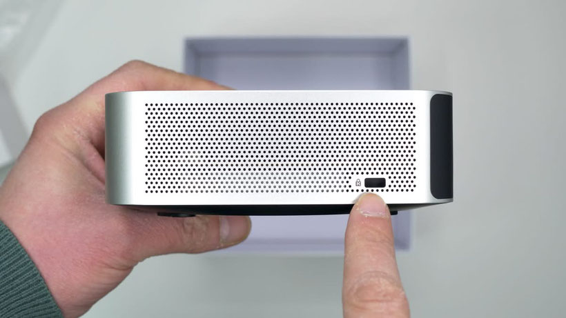 Mini PC Geekom A7 Max connectique droit_1200px