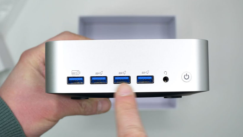 Mini PC Geekom A7 Max connectique devant_1200px