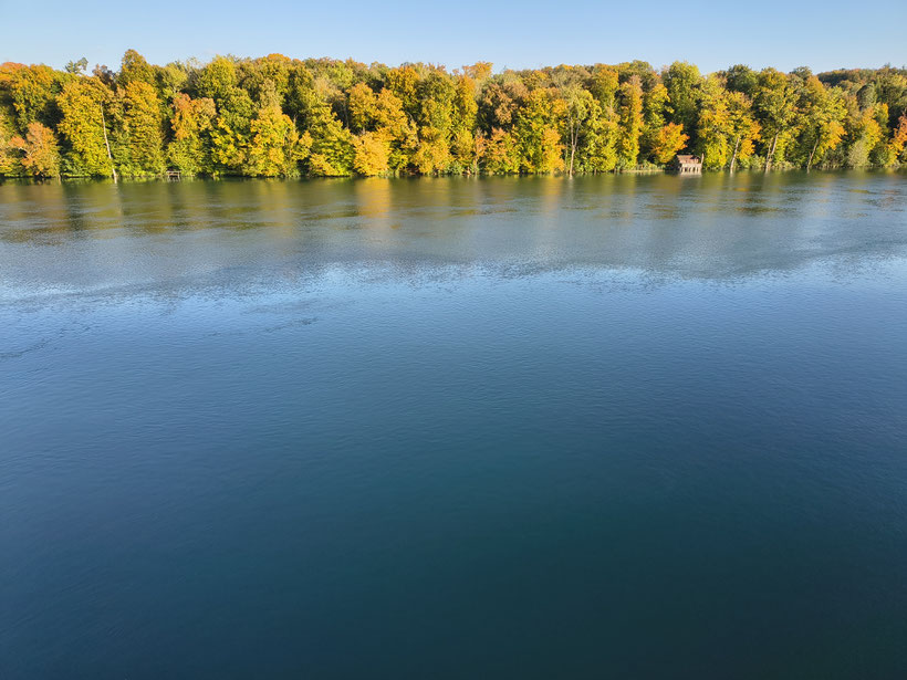 Blick von der Kommunität aus über den Rhein in die Schweiz. Fotonachweis: © Jörg Hinderer