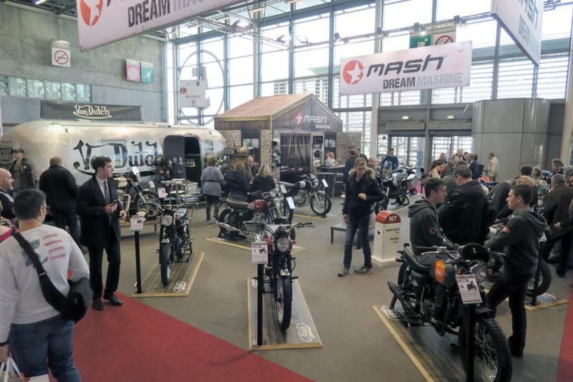 Stand Mash au dernier salon de la moto à Paris