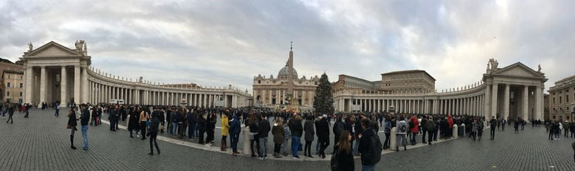 360 degree view of at St. Peter´s Square in Rome