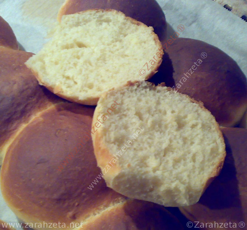 Alternativer Foodblog mit frisch gebackenen Milchbrötchen