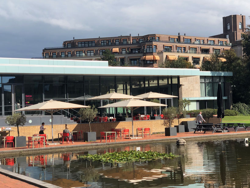 Das Café-Restaurant Gember beim Fotomuseum