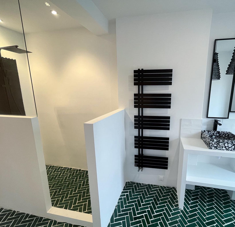 salle de bain terrazzo éclat noir blanc meuble double vasque béton ciré architecte d'intérieur bordeaux popsy déco