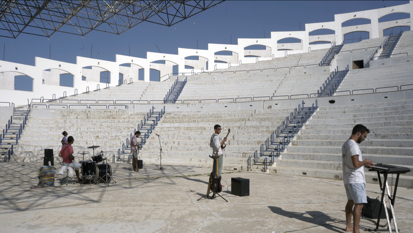 Sublunary, Live, Abandoned Roman Theatre, rockers and other animals