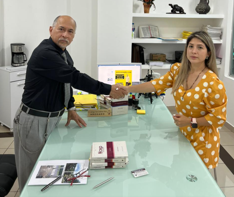 abogados de ecuador  