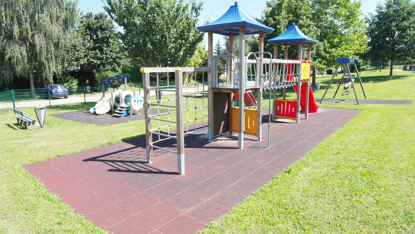 Die Räumlichkeiten: - familiennestburgaus Webseite!