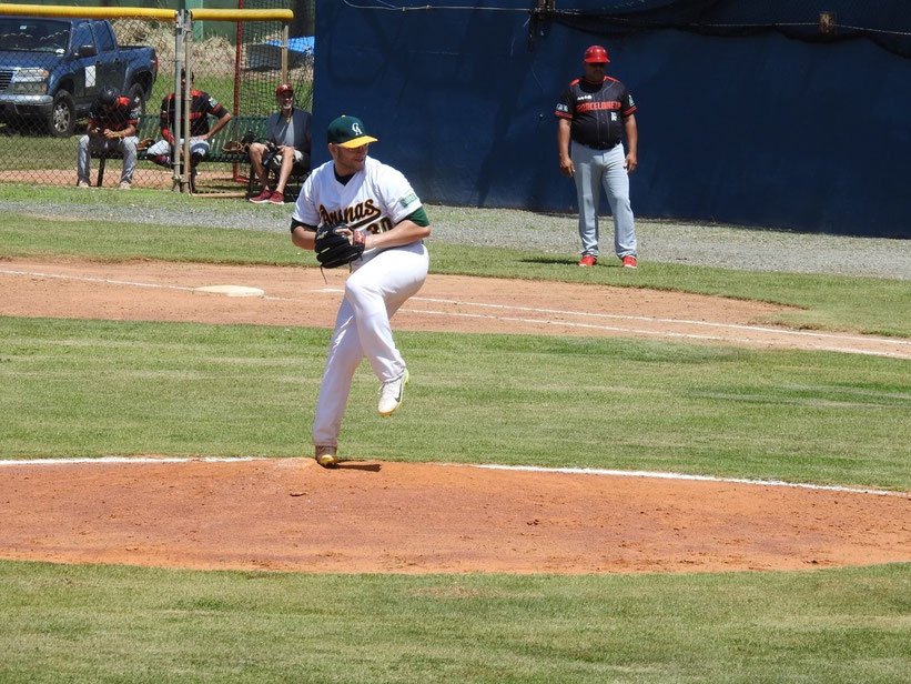 Jorge Charry ganó el primer juego en relevo por los Arenosos / Foto por FBAPR