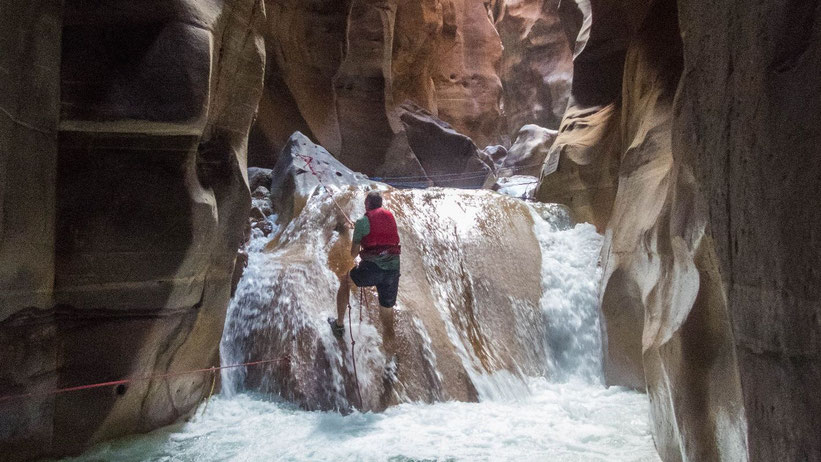 Canyoning im Wadi Mujib, Jordanien