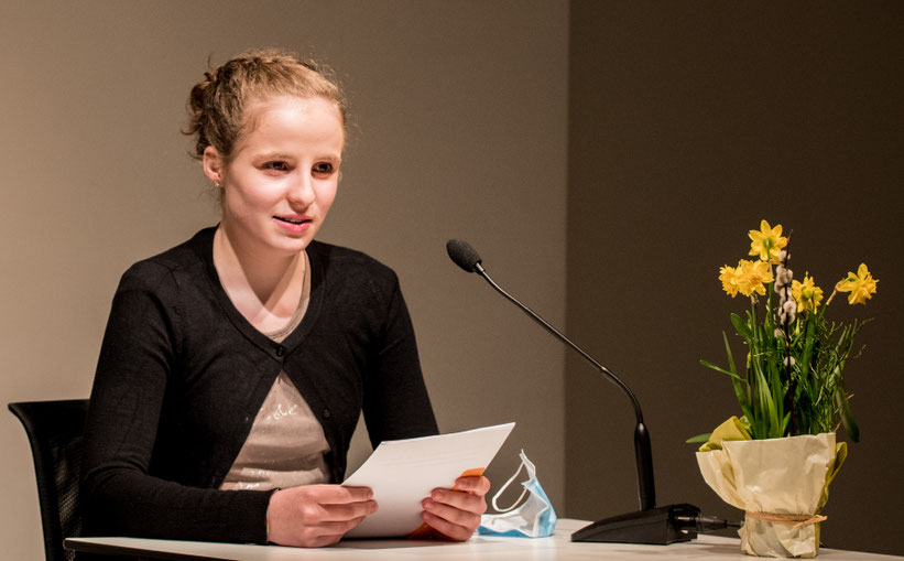 Hanna Hoffmann, Gewinnerin des Leserabe-Schreibwettbewerbs 2021.    Foto: Klaus-Peter Jäckel