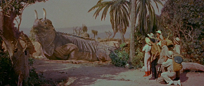 Szenenfoto aus dem Film "Versunkene Welt" (The Lost World, USA 1960) von Irwin Allen