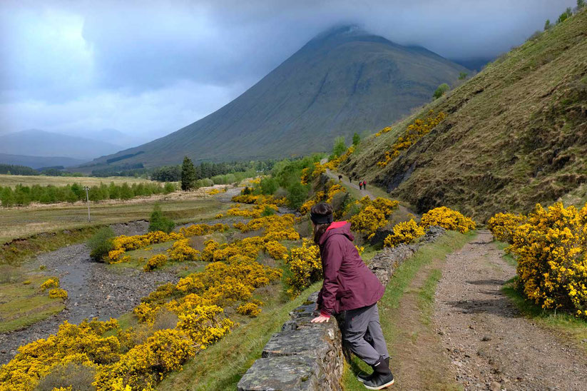West Highland Trail Wanderer im Glen Coe