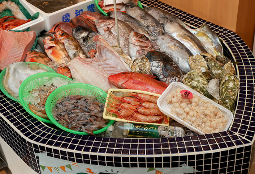 プロの目利きによって選ばれた鮮度の良い魚