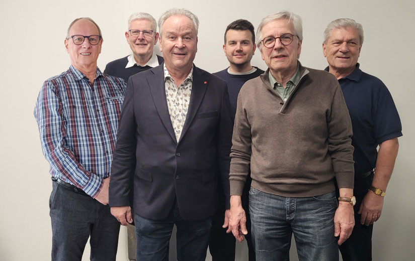 Der an der GV 2025 für vier Jahre gewählte Vorstand (v.l.n.r.): Peter Rufli (GV 2026), MuKo-Präsident / Markus Kuhn, Vize-Präsident / Peter Boss, Präsident / David Vogel, Kassier / Peter Lautenschlager, Aktuar / Marcel Freiermuth, Disponent und Archivar