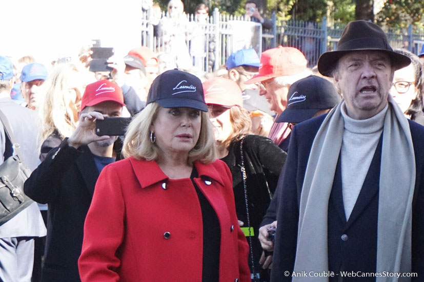 Catherine Deneuve et Jean-Paul Rappeneau, dirigés par Park Chan-Wook, lors du remake de " Sortie d' Usine " - Festival Lumière - Lyon - Octobre 2016 - Photo © Anik Couble