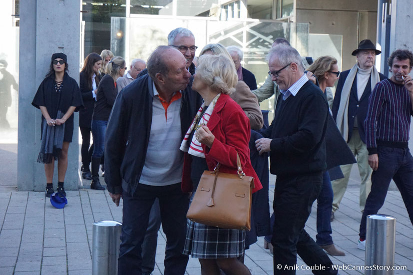 Max Lefrancq-Lumière, petit-fils de Louis Lumière et son épouse Michèle, dirigés par Catherine Deneuve, lors du remake de " Sortie d' Usine " - Festival Lumière - Lyon - Octobre 2016 - Photo © Anik Couble