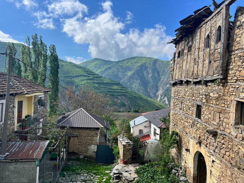 Bergdorf Cerjan Peshkopi