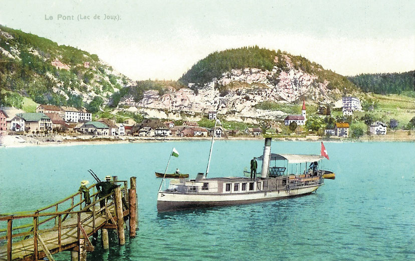 "Le Caprice" (Das Vergnügen), das erste Boot dieses Namens, ein wunderschönes kleines Dampfboot das auf den "blauen" Gewässern des Lac de Joux von 1889 bis 1912 navigierte