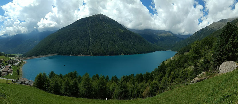Panorama des Stausees