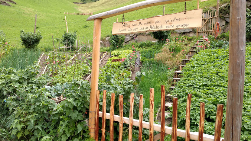 Schöne Garten auf dem Weg Richtung Meran