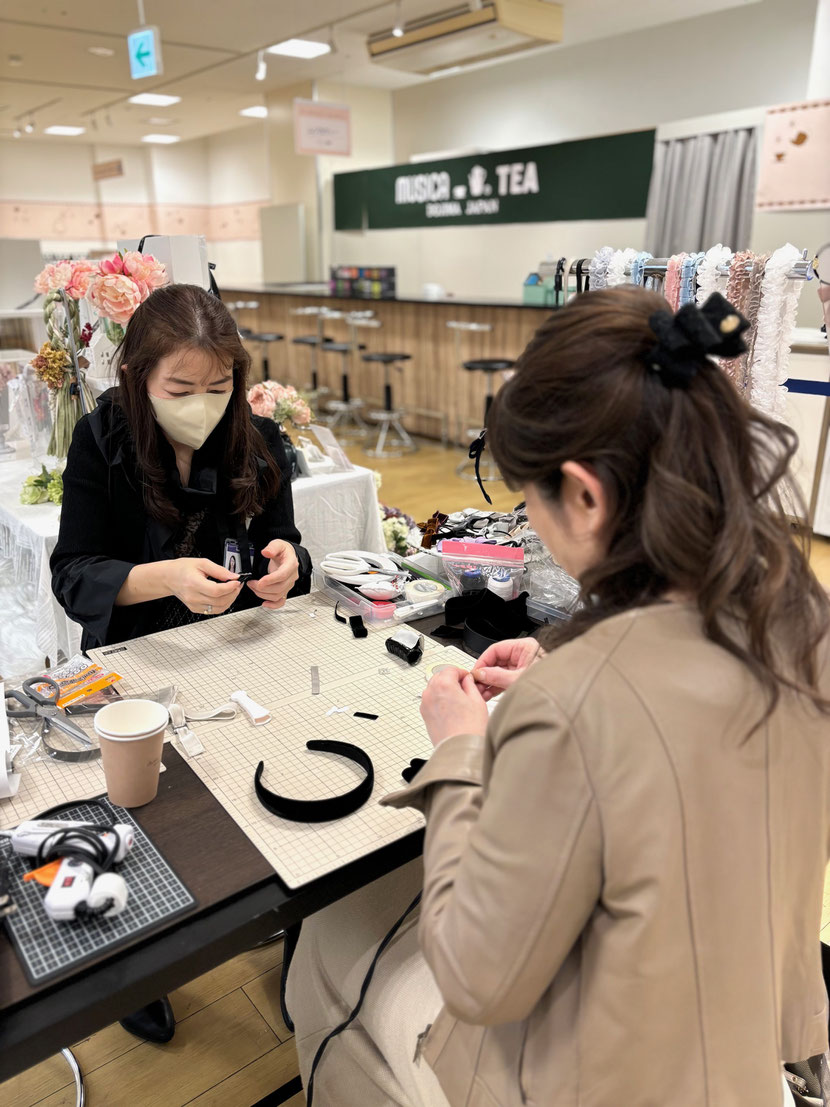 JourFin　ジュールフィン　ラブリボン　LoveRibbon　リボン　リボン教室　リボン教室芦屋　リボン　リボンワーク　リボン資格　リボンレッスン　ファーハンドル　ファーハンドルストラップ　木馬リボン　MOKUBAリボン　MOKUBA　神戸北野ホテル　神戸北野ホテルカルチャーサロン