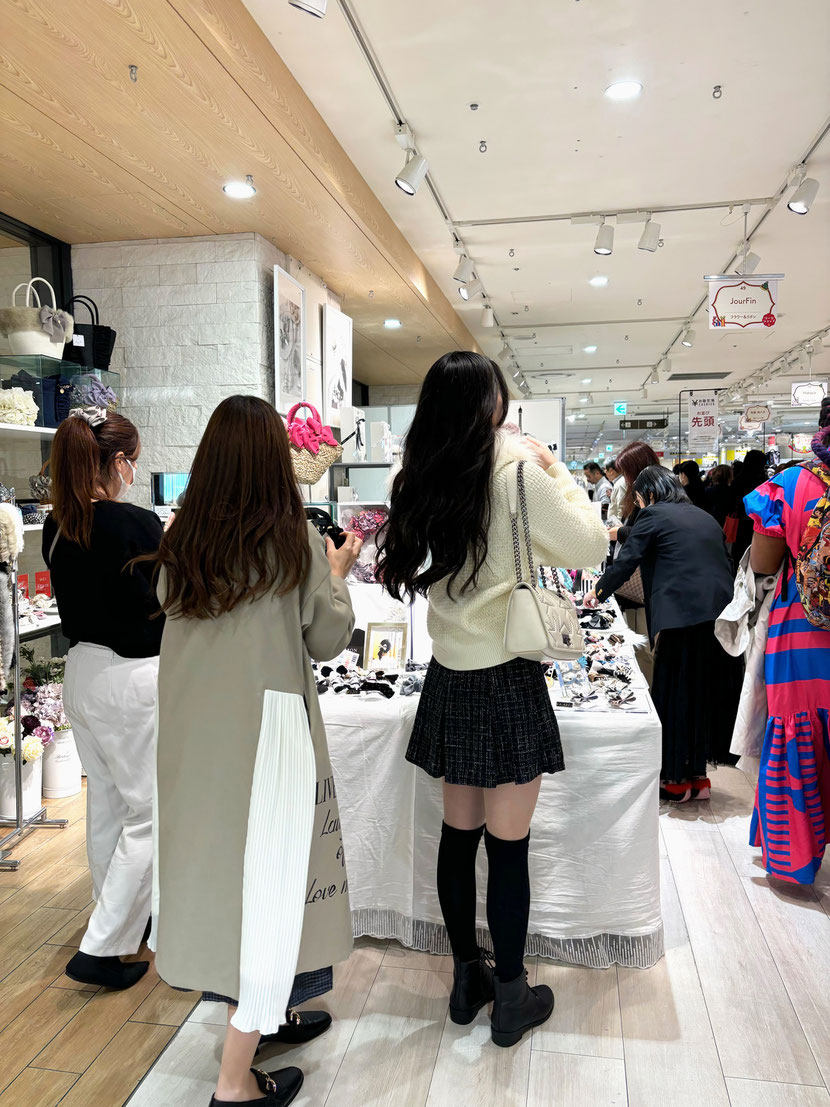 JourFin　ジュールフィン　ラブリボン　LoveRibbon　リボン　リボン教室　リボン教室芦屋　リボン　リボンワーク　リボン資格　リボンレッスン　ファーハンドル　ファーハンドルストラップ　木馬リボン　MOKUBAリボン　MOKUBA　神戸北野ホテル　神戸北野ホテルカルチャーサロン