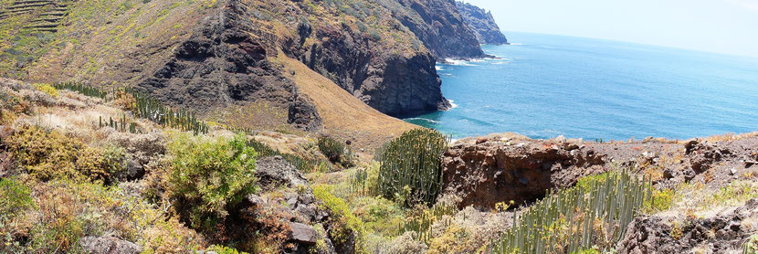   Costa de Érica desde la casa de Severia / Costa de Afur, Tenerife.