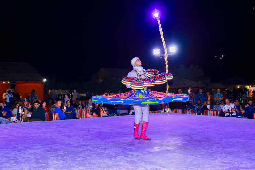 you can see amazing dancers during your Desert Safari Dubai tour 