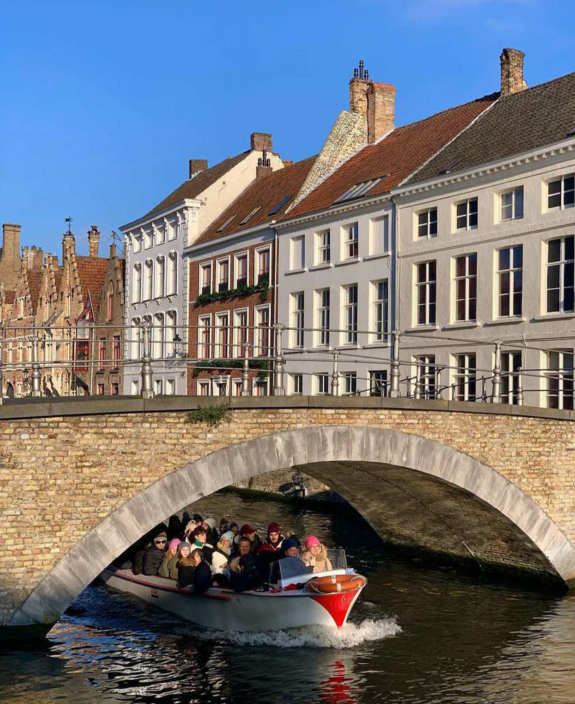 off the beaten track Bruges - Sint-Annarei canal 