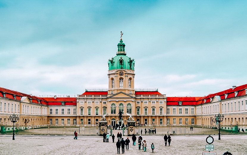 Berlin Charlottenburg District: safety, where to stay, hotels, attractions