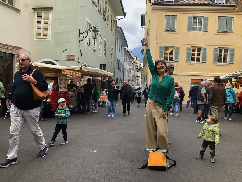 Catherine von Graffenried beim Storytelling