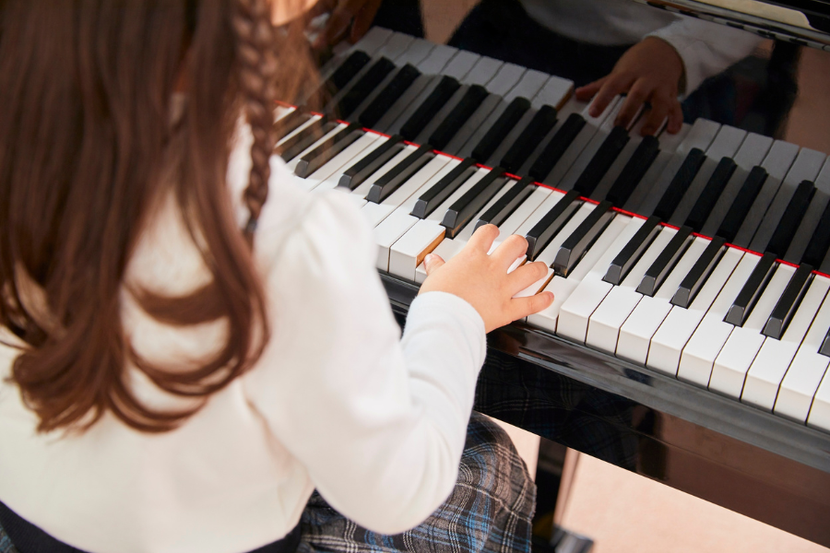 愛知県岡崎市のピアノ教室-yuri piano studio ピアノ レッスン こども 見守る 慣れる