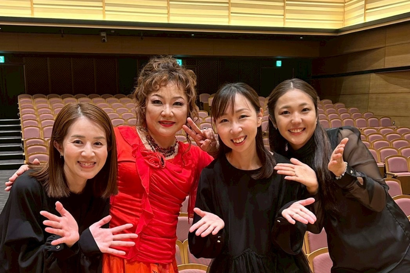 愛知県岡崎市のピアノ教室-yuri piano studio 演奏会 オペラ 伴奏 