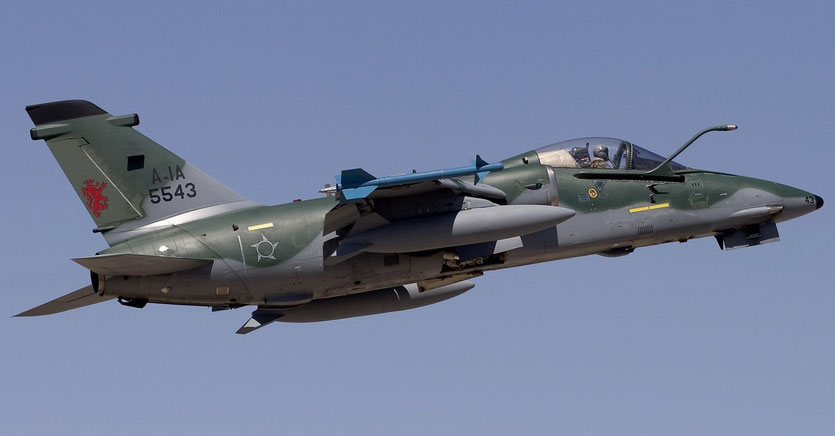 Un AMX della Força Aérea Brasileira, denominati A-1 attualmente aggiornati allo standard A-1M. (Foto: FAB)