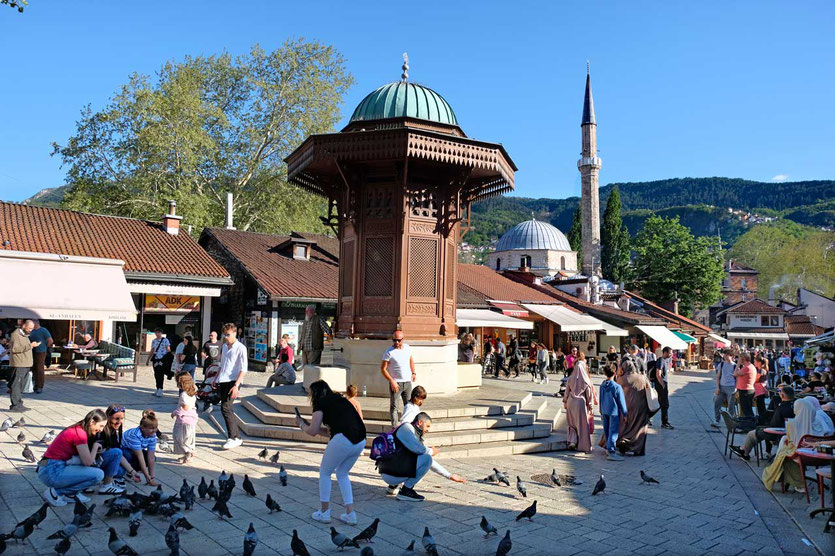 Sarajevo Taubenplatz Sebilj-Brunnen