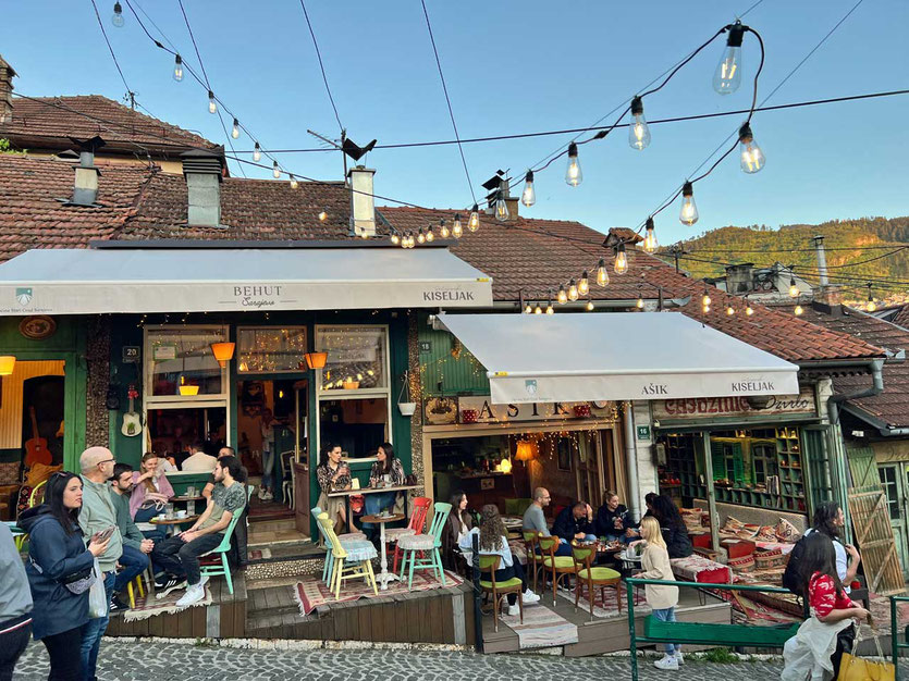 Café-Terrassen von Behut und Asik Sarajevo