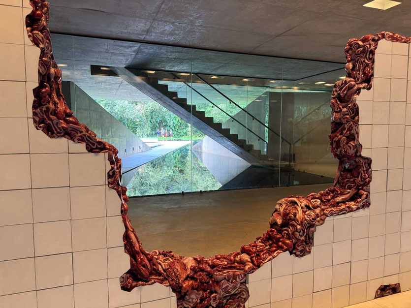 Galeria Adriana Varejão, Fliesen & Fleisch Kunstwerk, Kunstpark Inhotim, Brasilien