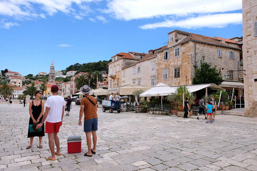 Hvars 'Pjaca' ist der größte offene Platz in Dalmatien