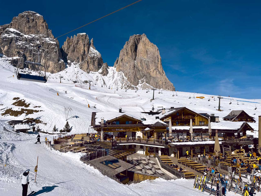 Rifugio Salei - Sellajoch - Dolomiten - Italien