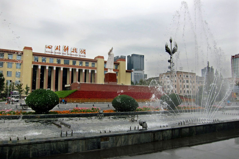 Tianfu Square Chengdu Mao zegong