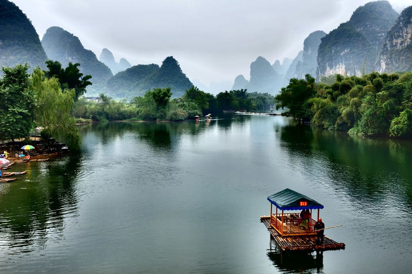 Yulong River boats Yangshuo Guilin