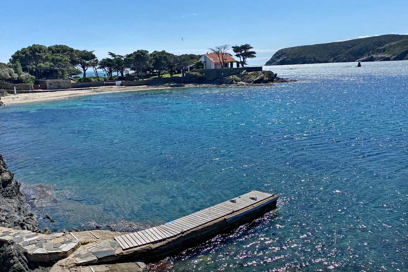 Ein schöner Küstenweg führt zum Dalí Haus