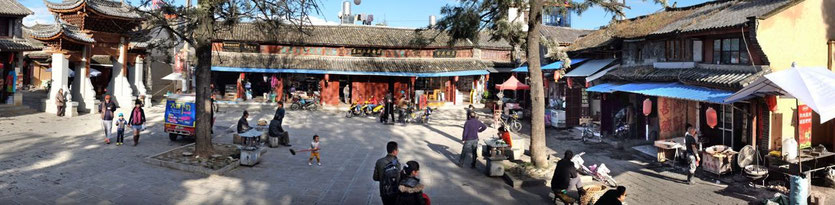 Square in in Xizhou