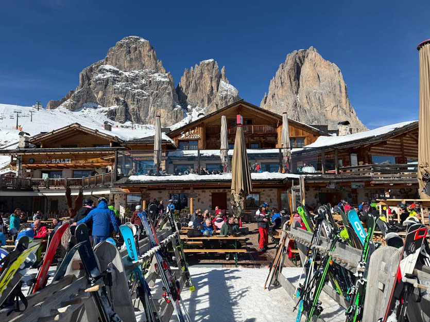 Rifugio Salei am Sassolungo - Dolomiten - Italien