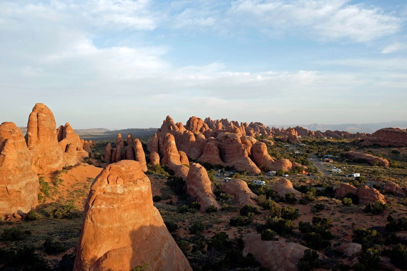 Sunrise at Devils Garden Campground, Arches NP