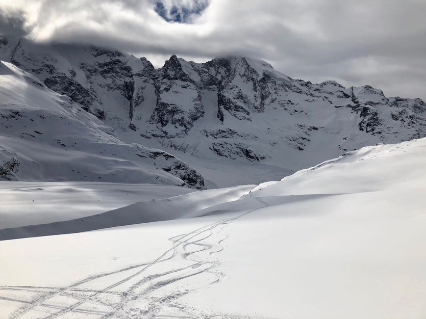 Bergpanorama Diavolezza Gletscherabfahrt, Schweiz Oberengadin 