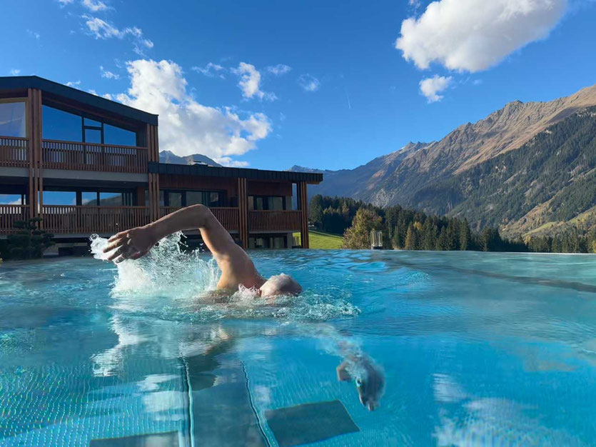 Sky Pool Hotel Plunhof Südtirol