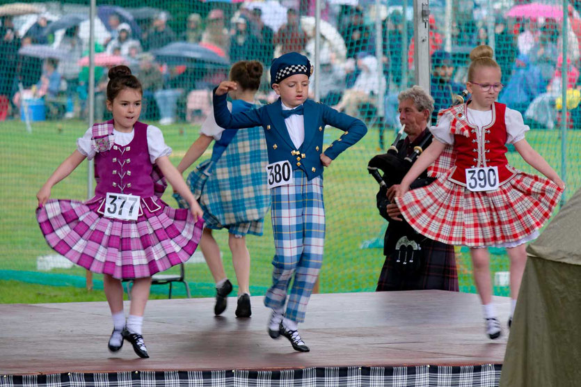 Highland Dancers Glamis Caste